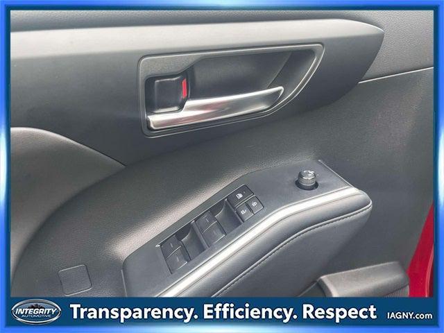 used 2024 Toyota Highlander car, priced at $39,490