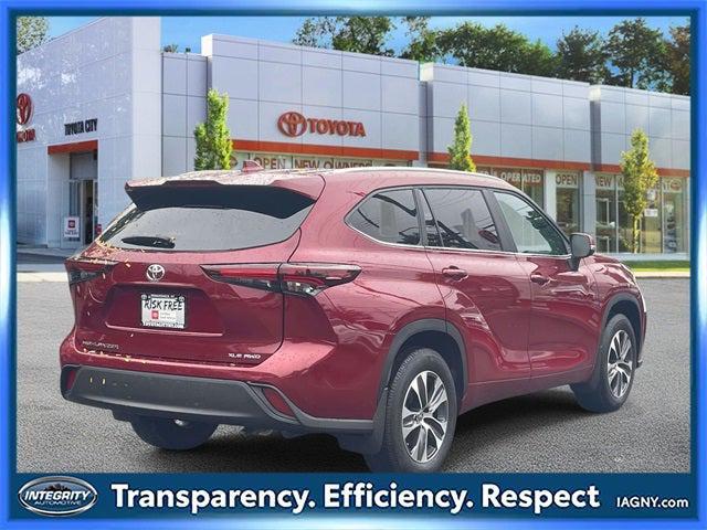 used 2024 Toyota Highlander car, priced at $39,490