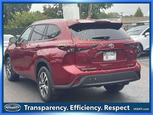used 2024 Toyota Highlander car, priced at $39,490