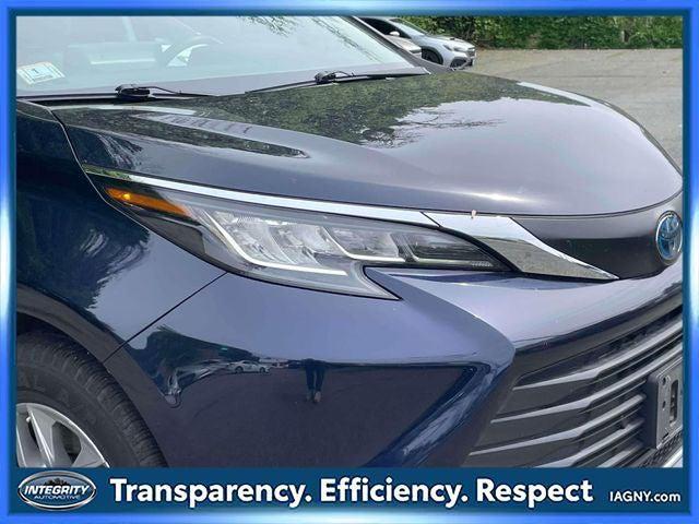 used 2023 Toyota Sienna car, priced at $42,888