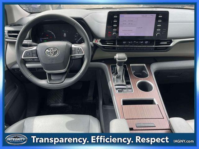 used 2023 Toyota Sienna car, priced at $42,888