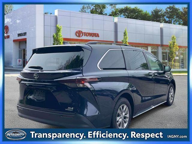 used 2023 Toyota Sienna car, priced at $42,888
