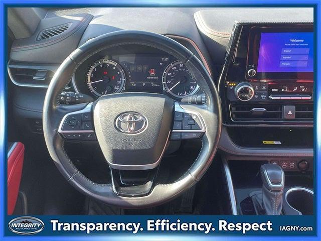used 2023 Toyota Highlander car, priced at $39,490