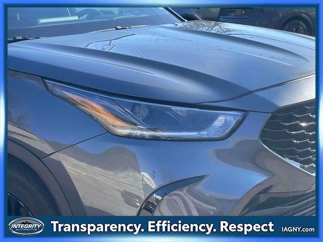 used 2023 Toyota Highlander car, priced at $39,490