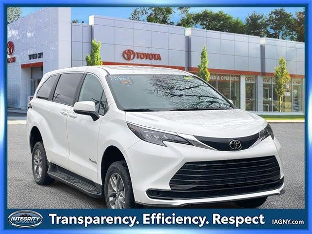 used 2026 Toyota Sienna car, priced at $72,980