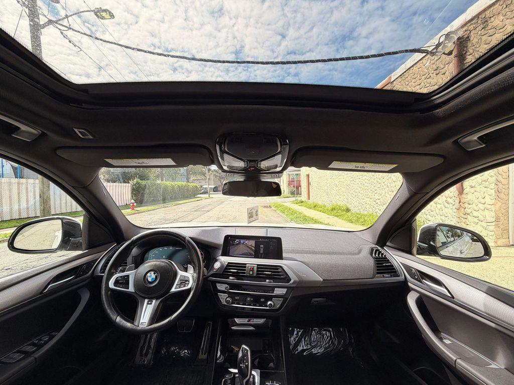 BMW X3 view 26