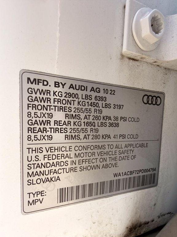 Audi Q7 view 42