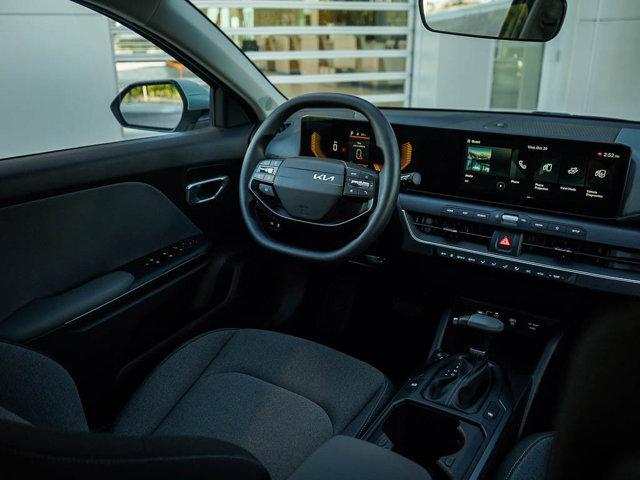 new 2025 Kia K4 car, priced at $22,076