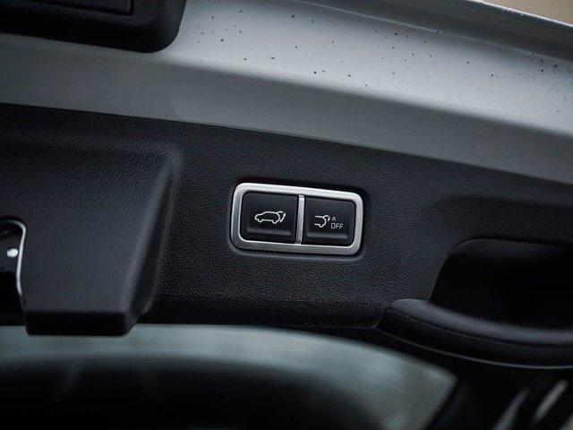 new 2026 Kia Sorento Hybrid car, priced at $45,694