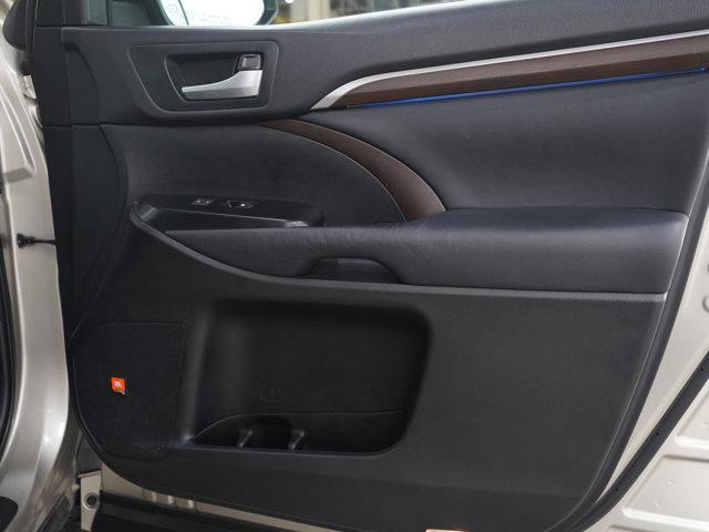 used 2014 Toyota Highlander car, priced at $12,499