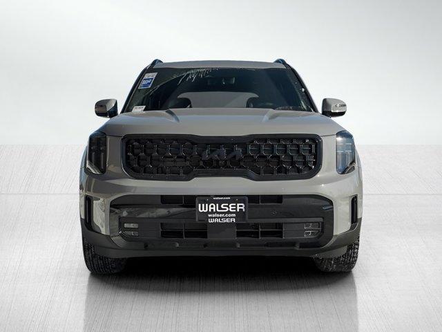 new 2026 Kia Carnival Hybrid car, priced at $53,899