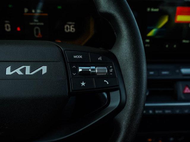 new 2025 Kia K4 car, priced at $23,374