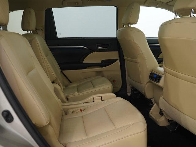 used 2015 Toyota Highlander Hybrid car, priced at $24,499