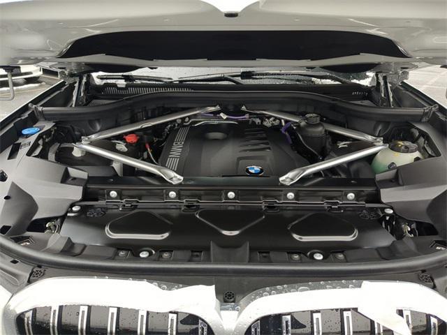 new 2026 BMW X7 car, priced at $96,330