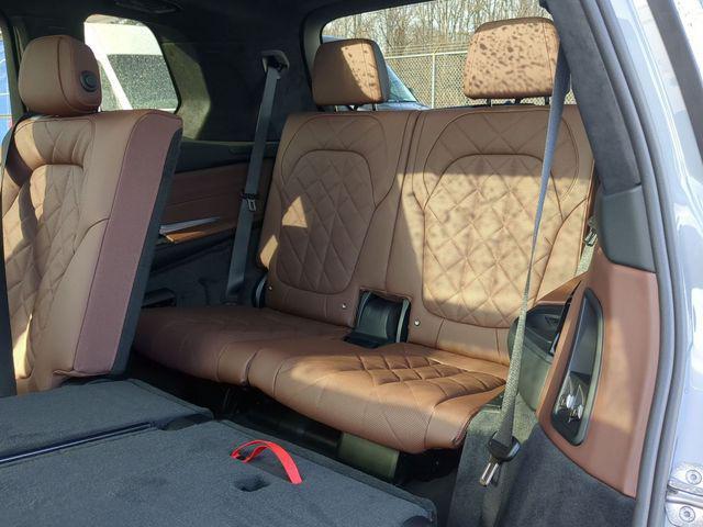new 2026 BMW X7 car, priced at $102,880