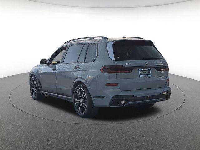 new 2026 BMW X7 car, priced at $102,880