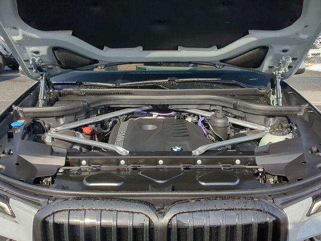 new 2026 BMW X7 car, priced at $102,880