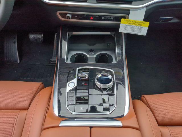 new 2027 BMW X7 car, priced at $109,500