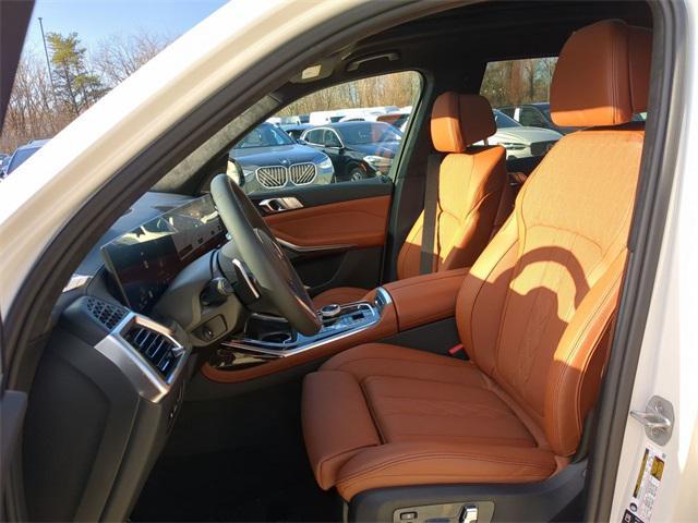 new 2026 BMW X7 car, priced at $122,750