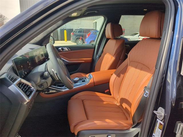 new 2026 BMW X7 car, priced at $121,575