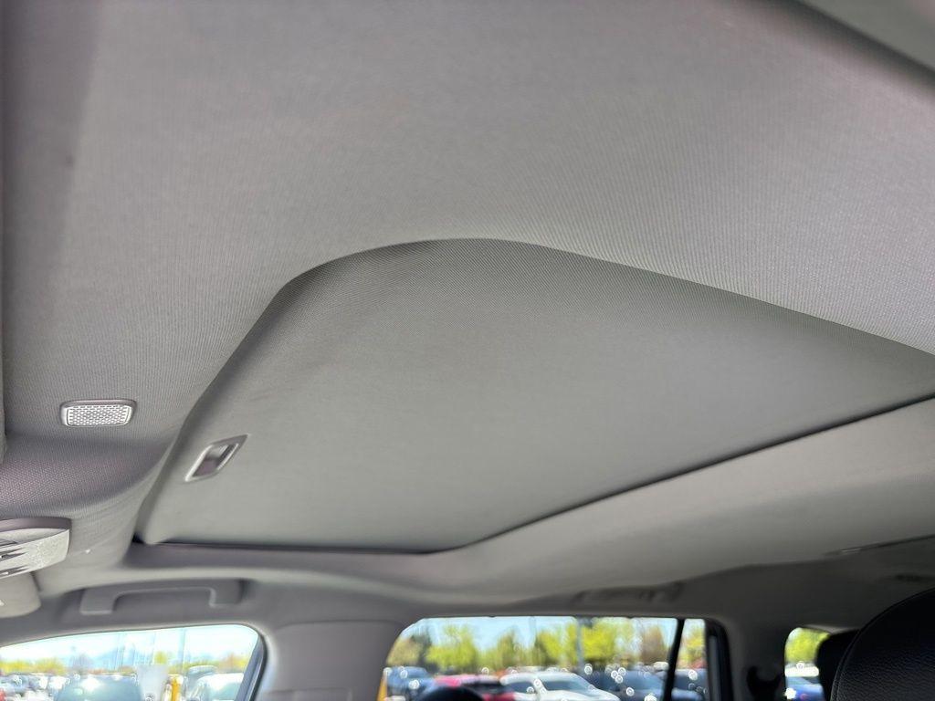 used 2024 Toyota Highlander car, priced at $39,819