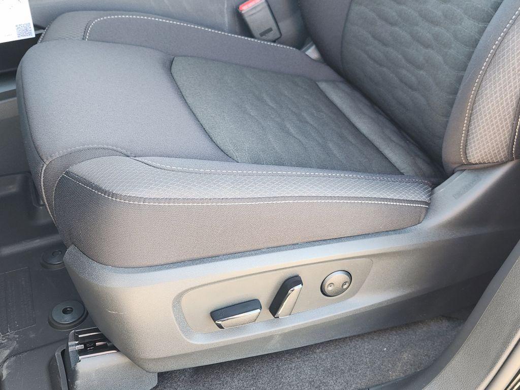 new 2026 Nissan Pathfinder car, priced at $36,069