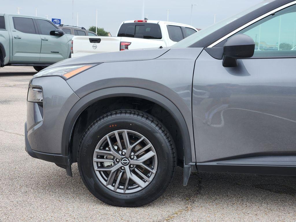 used 2025 Nissan Rogue car, priced at $24,988