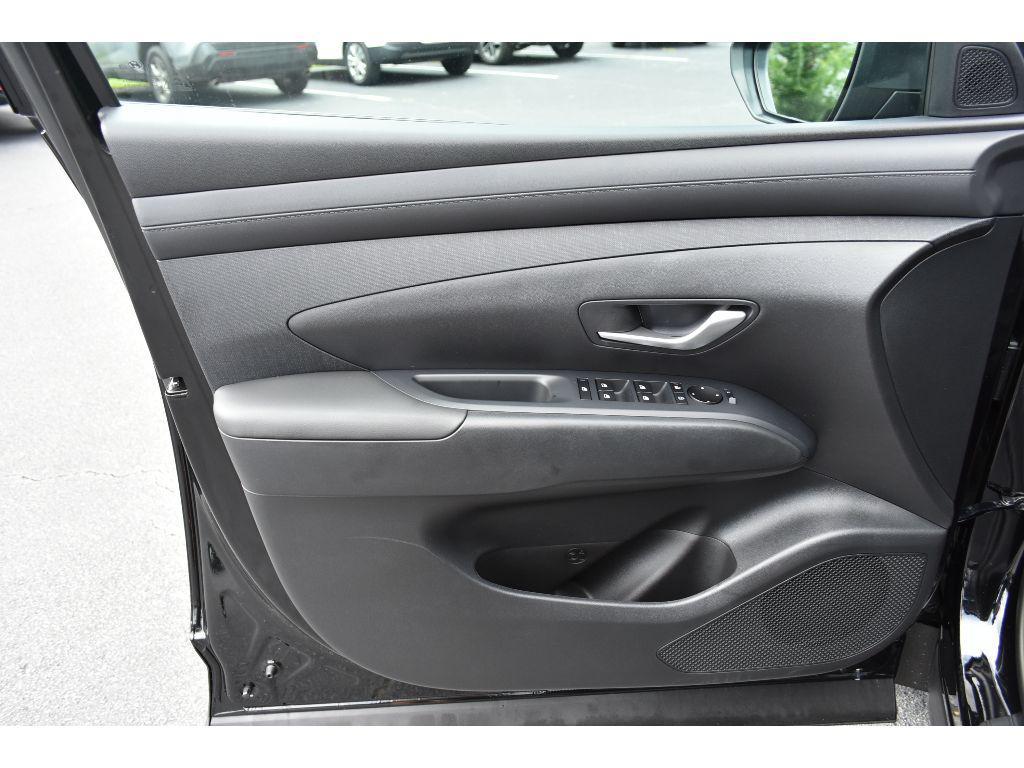 new 2025 Hyundai Tucson car, priced at $34,200