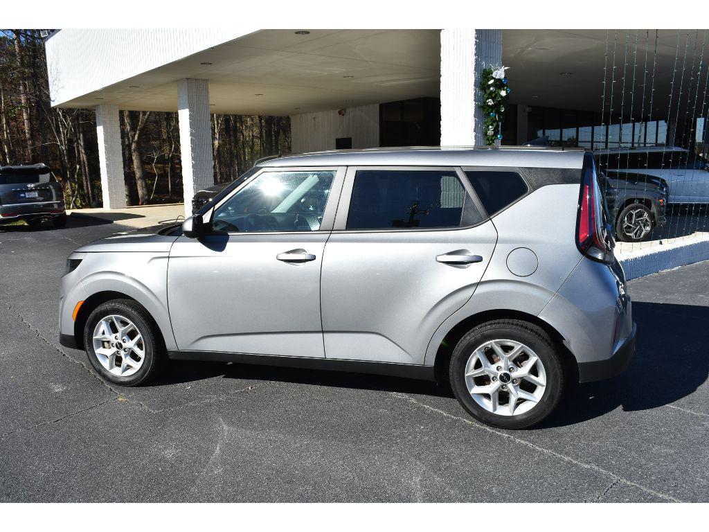 used 2024 Kia Soul car, priced at $19,900