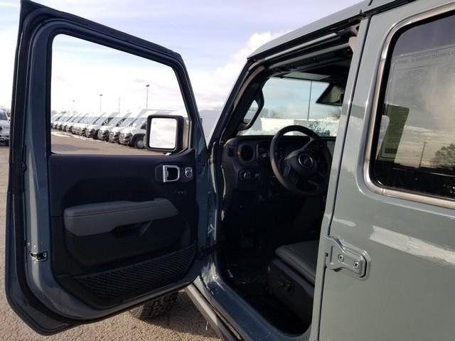 new 2026 Jeep Gladiator car, priced at $64,370