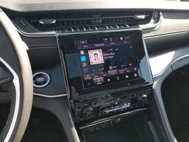 new 2026 Jeep Grand Cherokee car, priced at $40,584