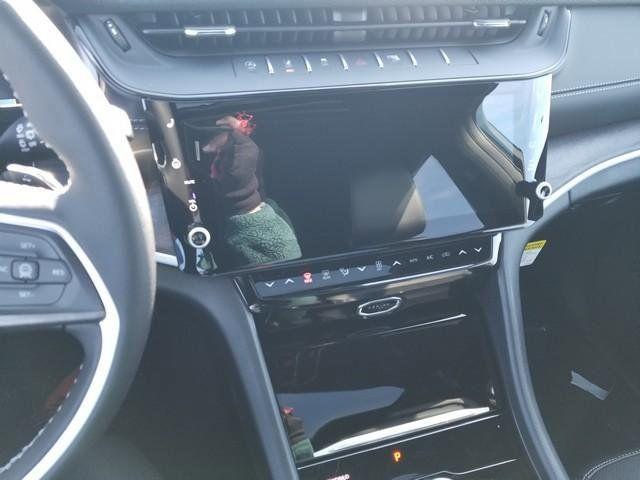 new 2026 Jeep Grand Cherokee car, priced at $48,155