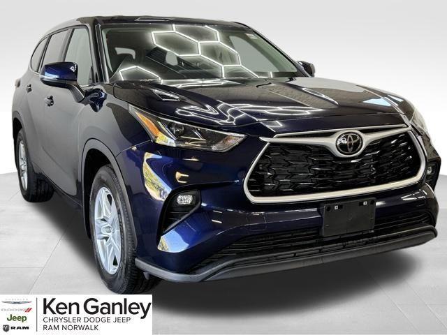 used 2024 Toyota Highlander car, priced at $35,475
