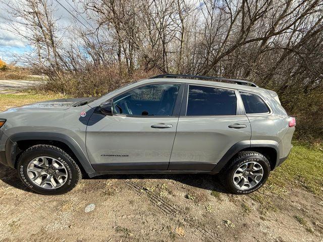 used 2022 Jeep Cherokee car, priced at $23,994