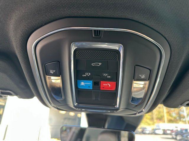 used 2025 Jeep Grand Cherokee car, priced at $35,225