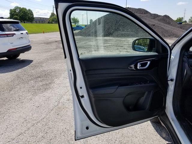 new 2023 Jeep Compass car, priced at $30,989