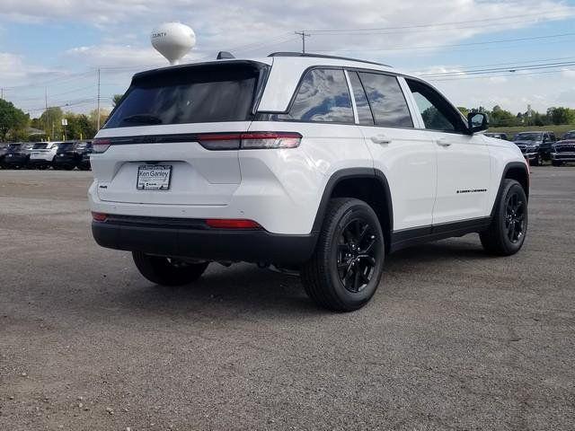 new 2025 Jeep Grand Cherokee car, priced at $38,473