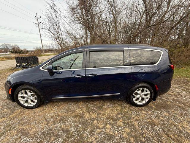 used 2017 Chrysler Pacifica car, priced at $8,998