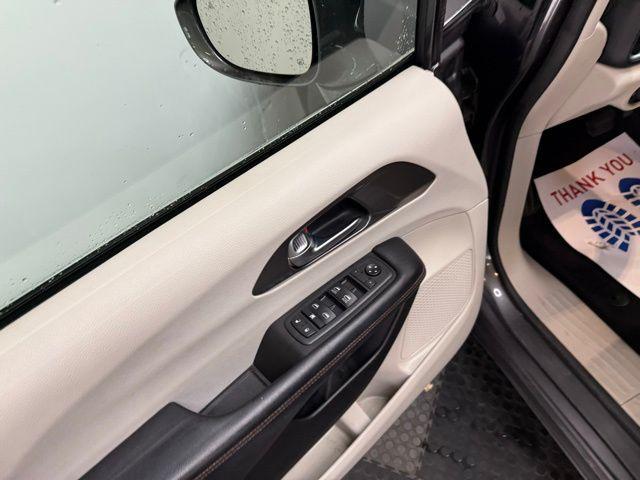 used 2020 Chrysler Pacifica car, priced at $8,979