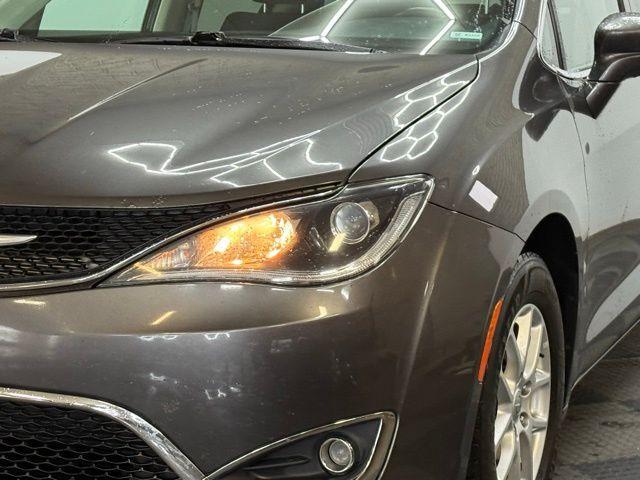 used 2020 Chrysler Pacifica car, priced at $8,979