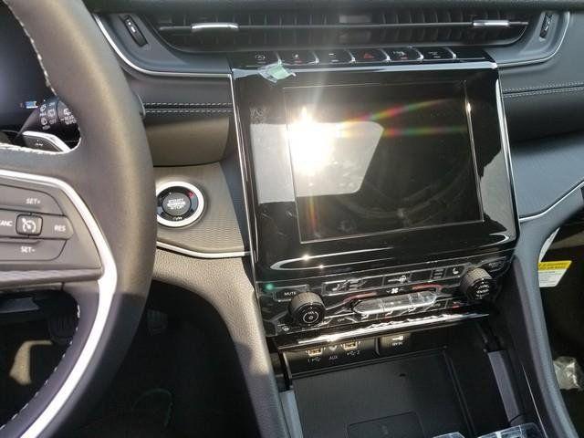 new 2025 Jeep Grand Cherokee car, priced at $36,265