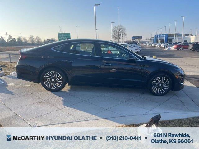used 2021 Hyundai Sonata Hybrid car, priced at $18,527