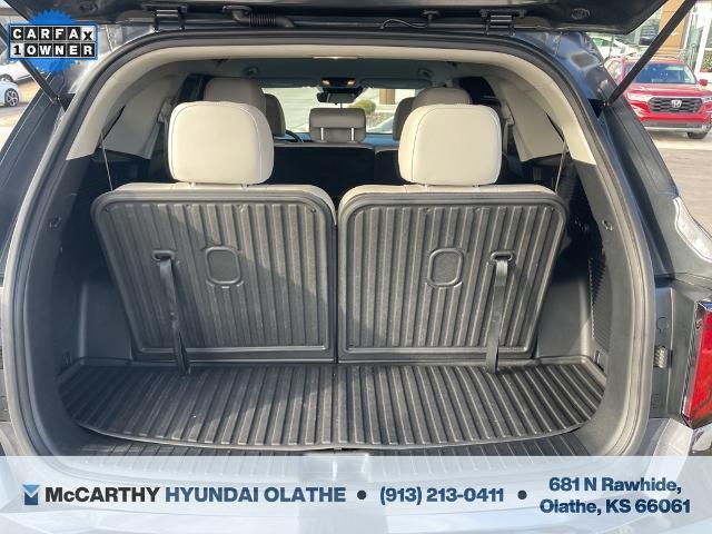 used 2025 Kia Sorento car, priced at $35,948