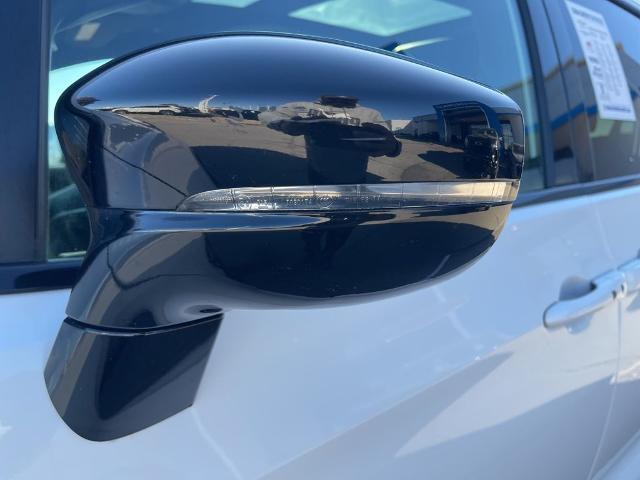 used 2025 Chrysler Pacifica car, priced at $35,994