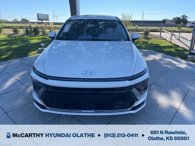 new 2025 Hyundai Sonata Hybrid car, priced at $32,199