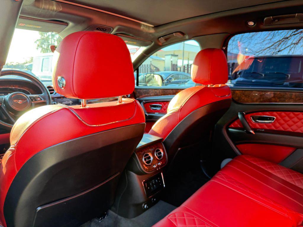 used 2019 Bentley Bentayga car, priced at $64,800