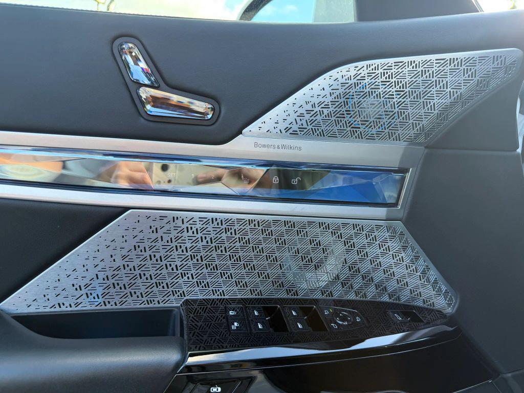 used 2023 BMW i7 car, priced at $68,800