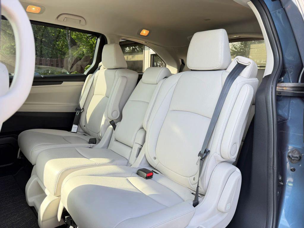 used 2026 Honda Odyssey car, priced at $40,300