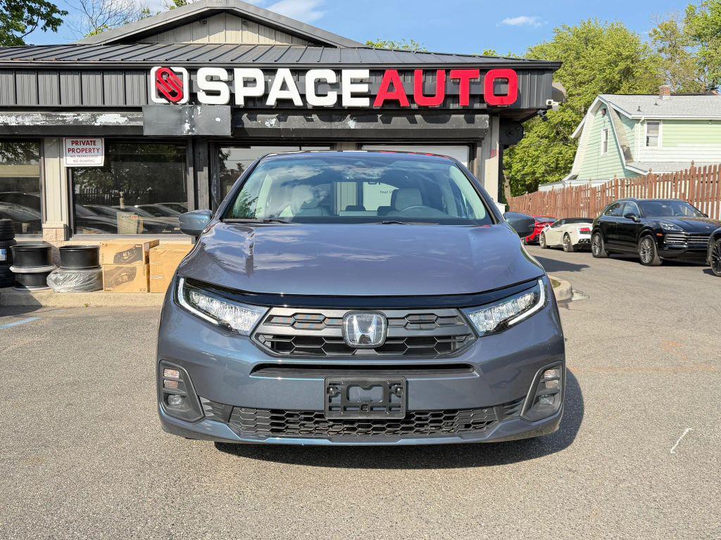 used 2026 Honda Odyssey car, priced at $40,300