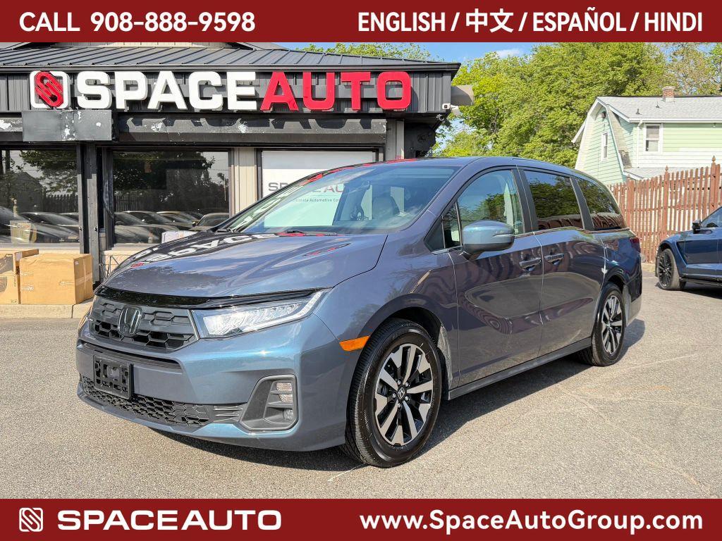 used 2026 Honda Odyssey car, priced at $40,300